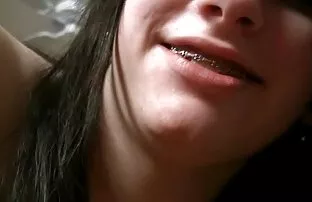 XXX Um garanhão excitado e femaleagente não consegue controlar filme porno brasileiro caseiro a pila.