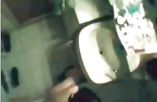 XXX um trio selvagem na festa da Faculdade filme pornô de japonesa