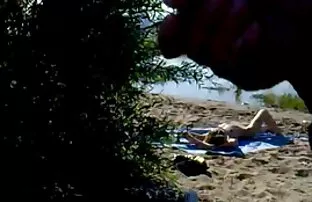 XXX A fazer sexo vídeo pornográfico de sexo a três para a beleza Amadora