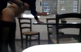 XXX A mãe britânica Sofia videos porno das brasileirinhas fode-se com um vibrador.
