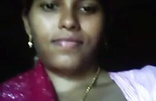 XXX Rapariga na cadeira porno com brasileira gostosa