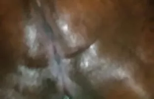 XXX Vejam como esta ruiva Boazona mija em filme de pornô de anão público!