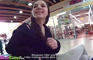 XXX Duas raparigas e uma pila filme pornô da viviane araújo 1