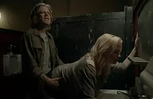 XXX Mofos-Busty blonde diverte-se com filme pornô mãe e filha comida na cozinha